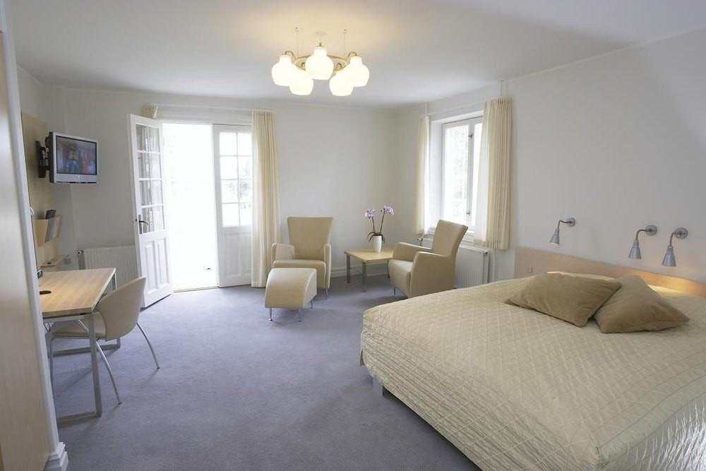 Gl. Avernaes Sinatur Hotel & Konference Ebberup Экстерьер фото