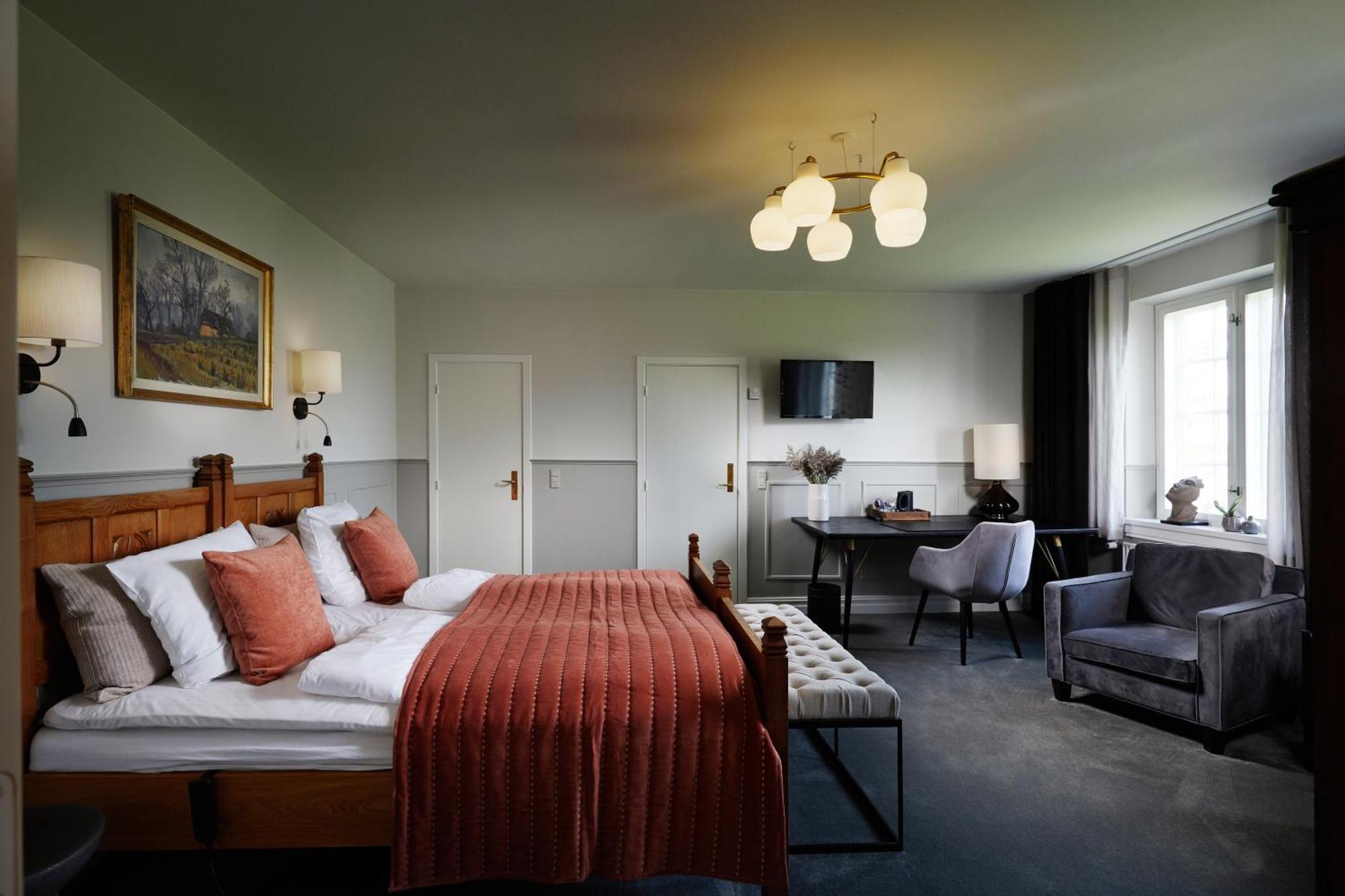Gl. Avernaes Sinatur Hotel & Konference Ebberup Экстерьер фото